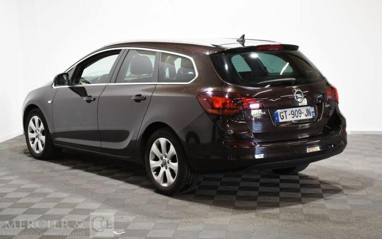 OPEL ASTRA SPORTS TOURER 1,7 CDTI 110CH COSMO MARRON GT-909-JN