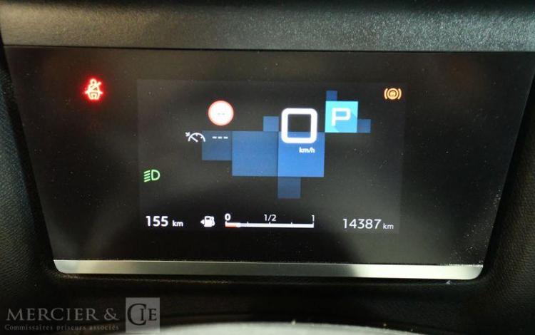 CITROEN C4 STE 1,5 BLUEHDI 130 EAT8 BLANC GV-019-MF