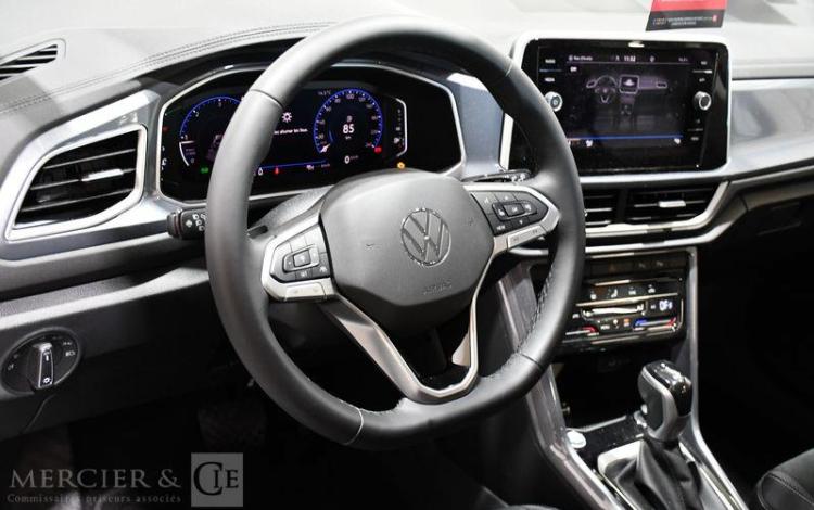 VOLKSWAGEN T ROC BLANC GV-739-AZ