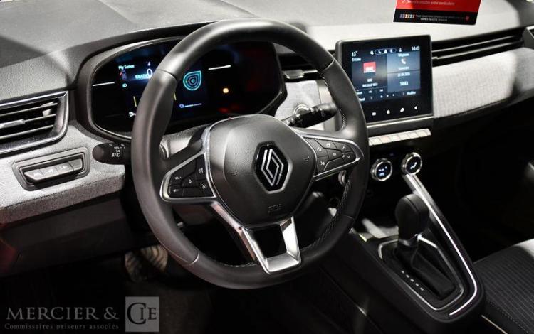 RENAULT CLIO TECHNO E-TECH FULL HYBRID ROUGE GW-394-KZ