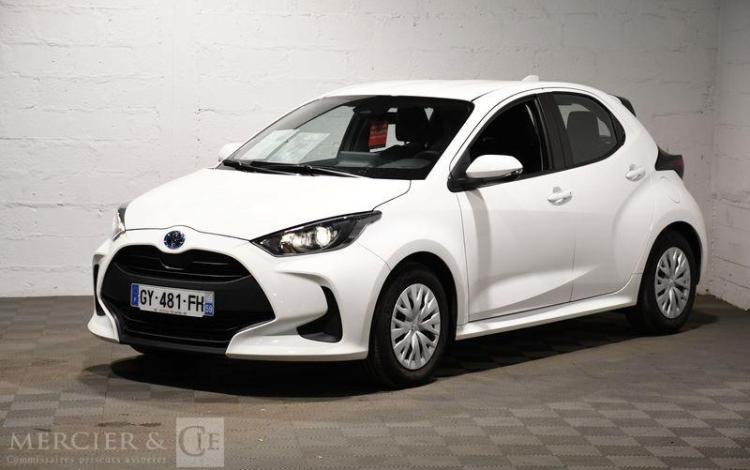 TOYOTA YARIS A,E HYBRIDE NG 116H DYNAMIC MY22 BLANC GY-481-FH
