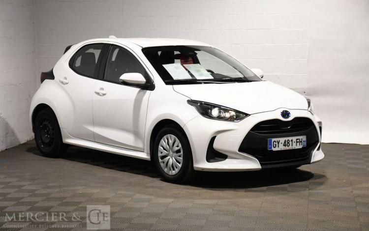 TOYOTA YARIS A,E HYBRIDE NG 116H DYNAMIC MY22 BLANC GY-481-FH