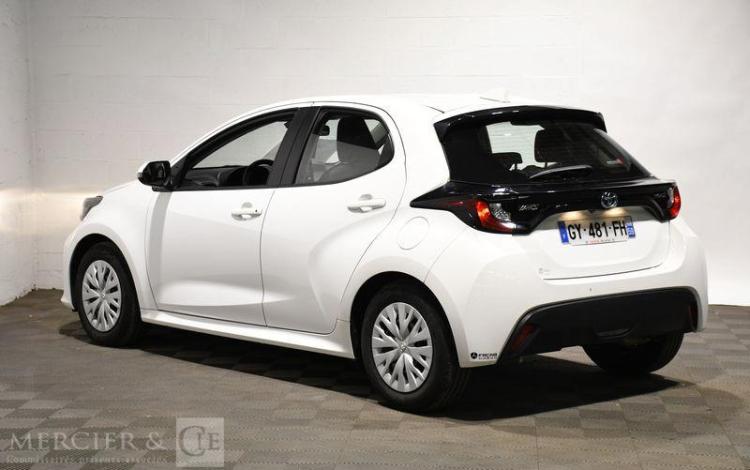 TOYOTA YARIS A,E HYBRIDE NG 116H DYNAMIC MY22 BLANC GY-481-FH