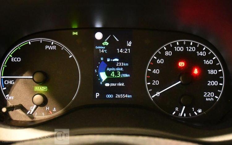 TOYOTA YARIS A,E HYBRIDE NG 116H DYNAMIC MY22 BLANC GY-481-FH
