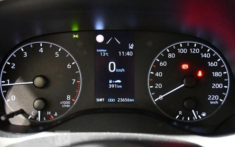 TOYOTA YARIS A,E NG 120 VVT-I DYNAMIC MY22 ROUGE GZ-658-AF