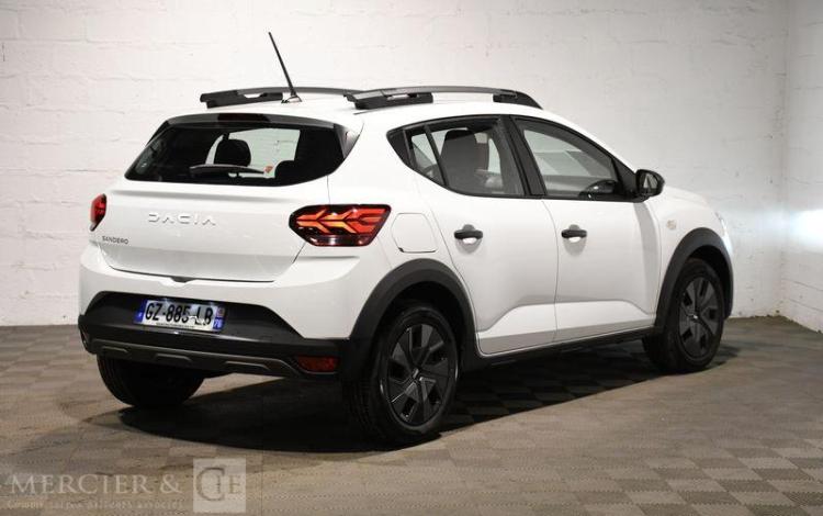 DACIA SANDERO STEPWAY ESSENTIAL ECO – G 100 BLANC GZ-885-LB