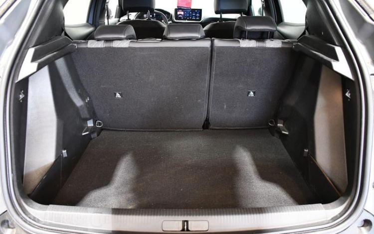 PEUGEOT 2008 GRIS HB-241-XS