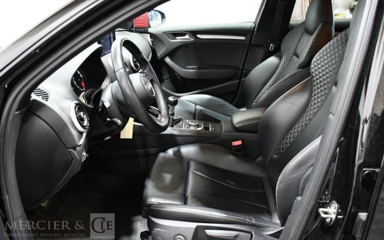AUDI A3 SPORTBACK  1,0 TFSI 115CH S-LINE NOIR HF-432-DV