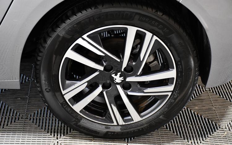 PEUGEOT 208 1.2 PURETECH 100 ALLURE GRIS PZ2X759