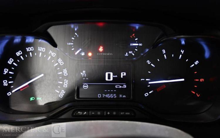 CITROEN C3 1.2 PURETECH 110 SHINE EAT – ESSENCE – 14650 KMS – ANNEE 2023 BEIGE PZ3G348