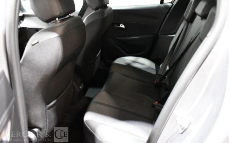 PEUGEOT 208 1,2 PURE TECH – ESSENCE – 16570 KMS – ANNEE GRIS PZ3G403