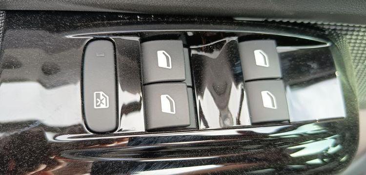 CITROEN C3 1.2 PURETECH 82ch SHINE GRIS PZ3G784