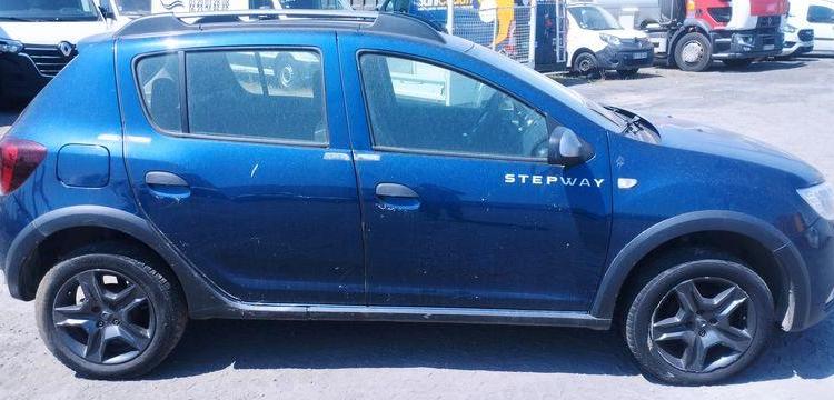 DACIA SANDERO STEPWAY BLEU WW-265-EQ