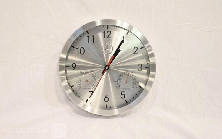 HORLOGE MERCEDES  106