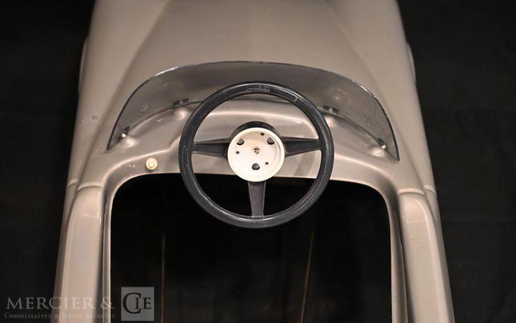 VOITURE A PEDALE D’ENFANT CITROEN AVEC COMMANDE ELECTRIQUE  128