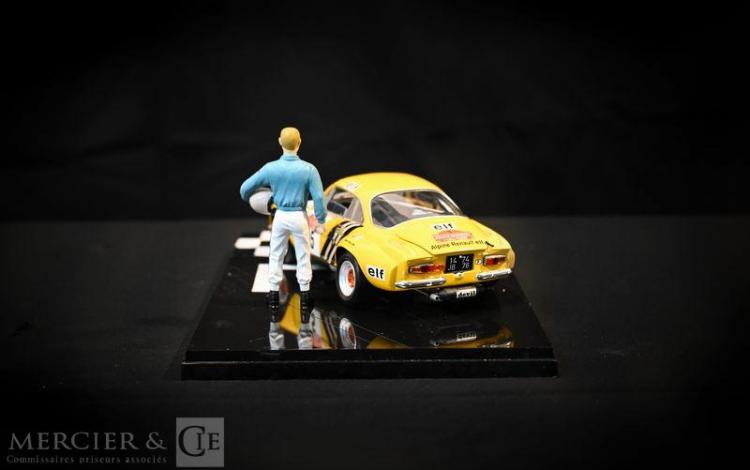 VOITURE MINIATURE ALPINE RENAULT A110 N°1-TOUR DE LA REUNION ET SON PILOTE  134