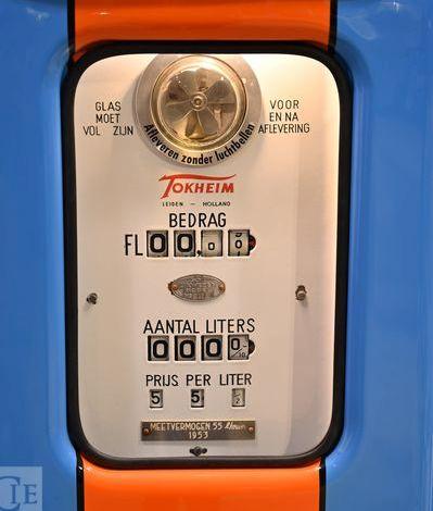 POMPE A ESSENCE GULF  136