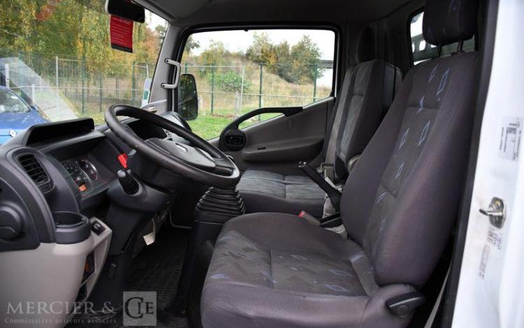 RENAULT MAXITY BENNE ROUES JUMELEES AVANT BLANC 1DES215