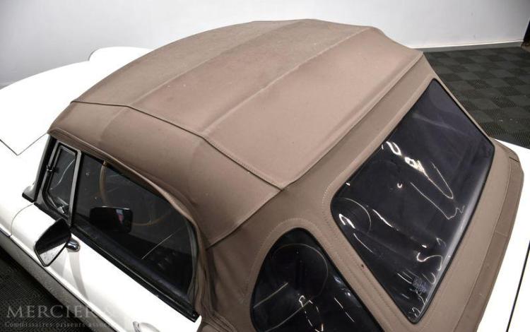 MG MGB BLANC 422BEC75