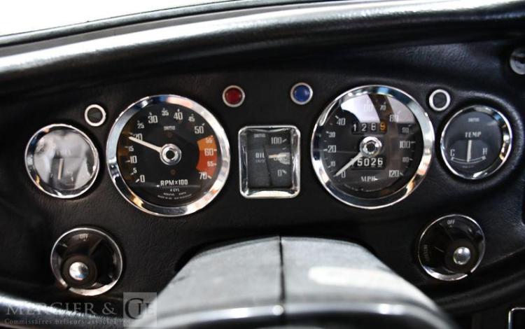 MG MGB BLANC 422BEC75