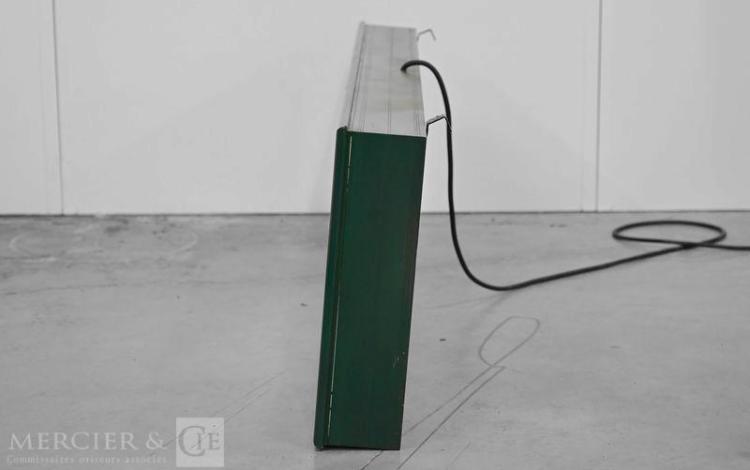 ENSEIGNE LUMINEUSE CASTROL – ALU LIGHT BOX – 2012-2018  63