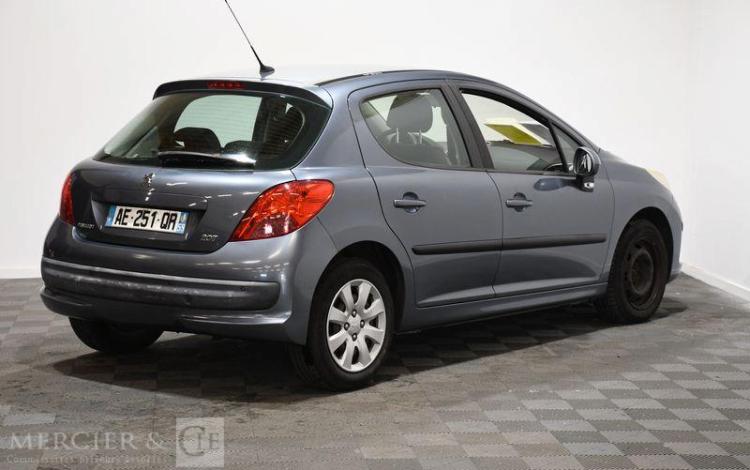 PEUGEOT 207 1.4 HDI 70CH URBAN GRIS AE-251-QR