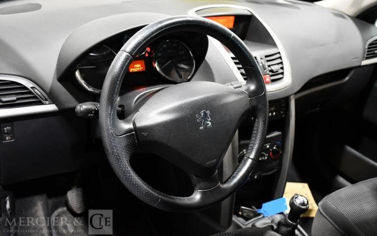 PEUGEOT 207 1.4 HDI 70CH URBAN GRIS AE-251-QR
