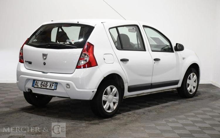 DACIA SANDERO 1.4 MPI GPL 75CH AMBIANCE BLANC AL-646-XF