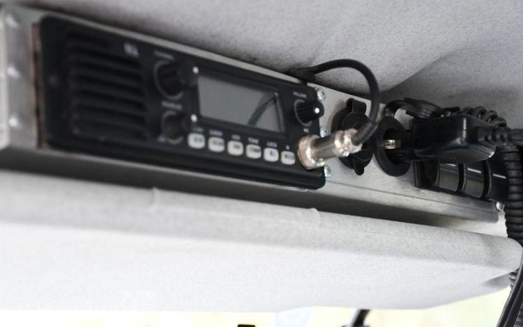 LAND ROVER DEFENDER SW 110 2.4 TD4 120 SE 4WD BLANC AN-188-GN