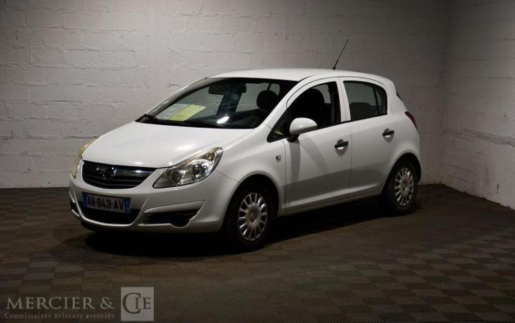 OPEL CORSA 1,2 TWINSPORT 80 ESSENTIA BLANC AN-943-AV