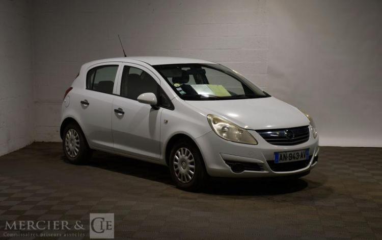 OPEL CORSA 1,2 TWINSPORT 80 ESSENTIA BLANC AN-943-AV