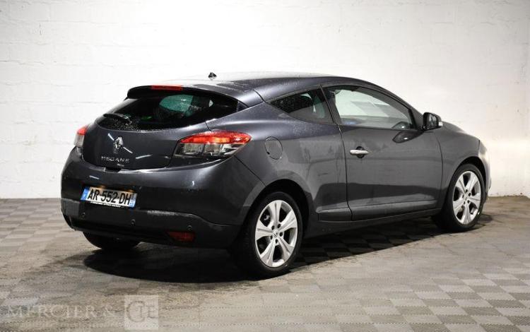 RENAULT MEGANE COUPE 1.9 DCI 130CH DYNAMIQUE GRIS AR-552-DH