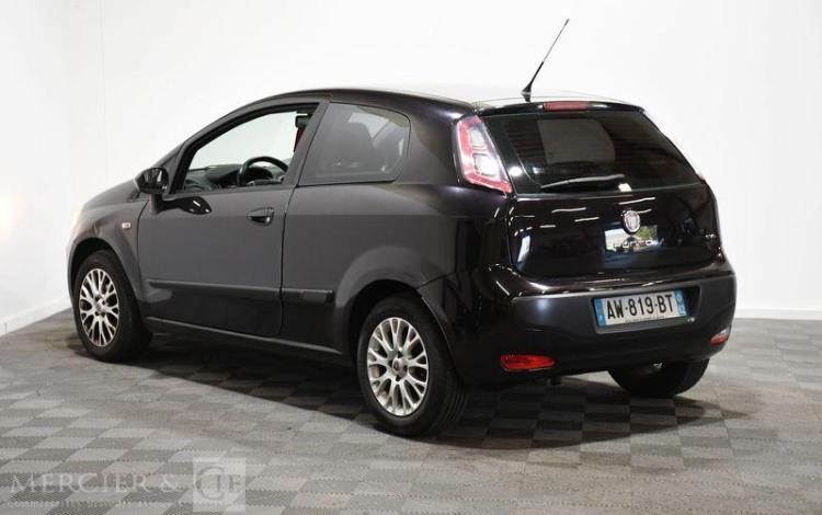 FIAT PUNTO 1.3 MJT 75 DYNAMIC NOIR AW-819-BT