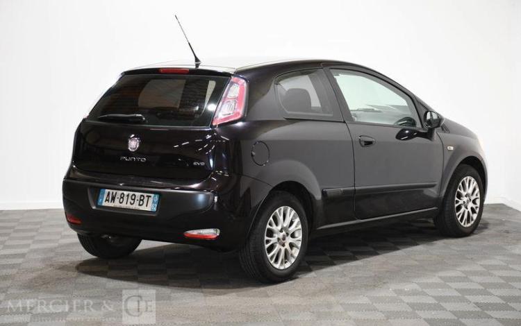 FIAT PUNTO 1.3 MJT 75 DYNAMIC NOIR AW-819-BT