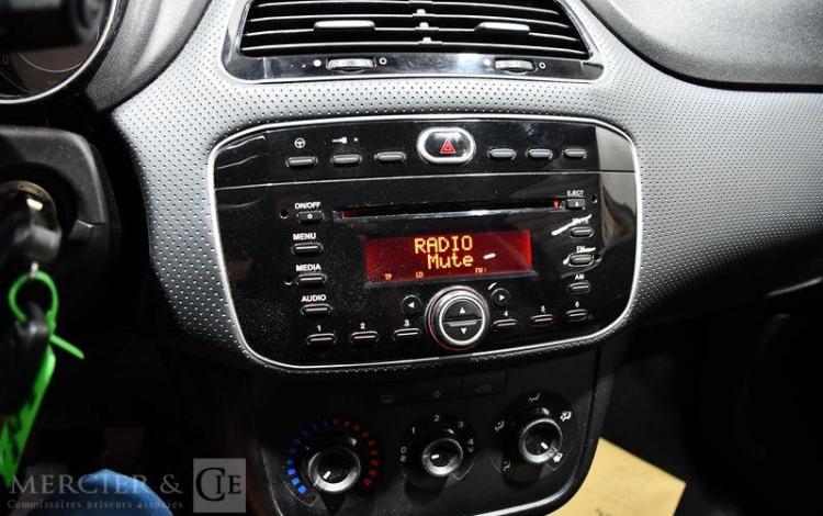 FIAT PUNTO 1.3 MJT 75 DYNAMIC NOIR AW-819-BT