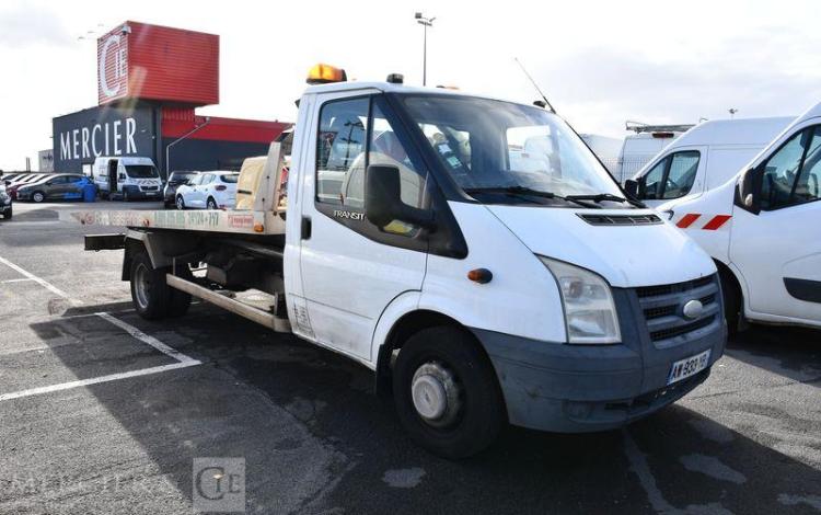 FORD TRANSIT PORTE VOITURE 2,4 BLANC AW-933-YB