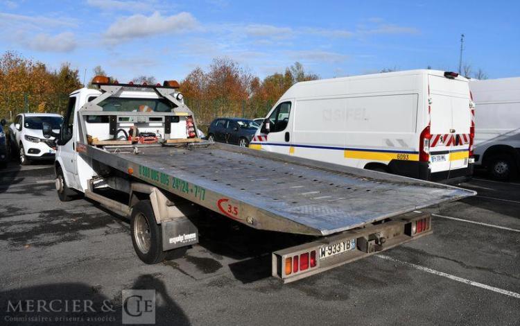 FORD TRANSIT PORTE VOITURE 2,4 BLANC AW-933-YB