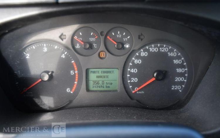 FORD TRANSIT PORTE VOITURE 2,4 BLANC AW-933-YB