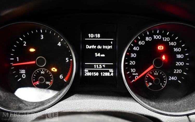 VOLKSWAGEN GOLF SW 1,6 TDI 105 FAP CONFORTLINE GRIS AZ-840-KM