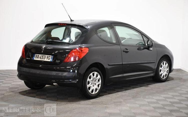 PEUGEOT 207 1.4 HDI 70 STYLE NOIR BA-453-YG