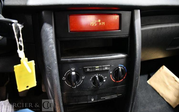 PEUGEOT 207 1.4 HDI 70 STYLE NOIR BA-453-YG