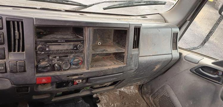 ISUZU SERIE N BLANC BE-772-TY