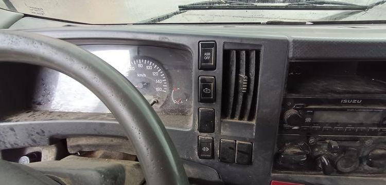 ISUZU SERIE N BLANC BE-772-TY