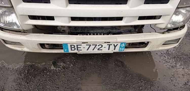 ISUZU SERIE N BLANC BE-772-TY