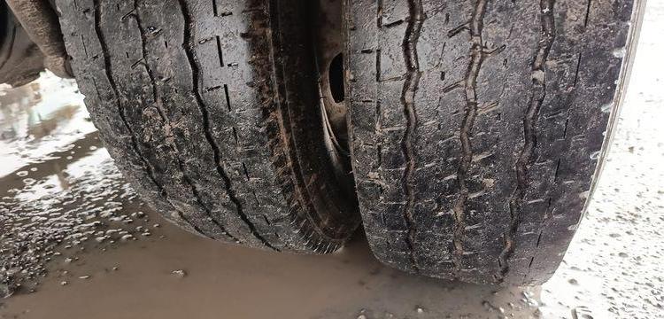 ISUZU SERIE N BLANC BE-772-TY