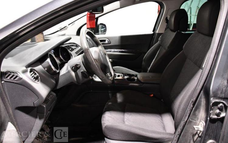 PEUGEOT 3008 1,6 HDI 110 PREMIUM GRIS BL-027-WT