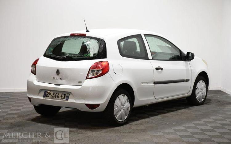RENAULT CLIO STE 1.5 DCI 75CH AIR BLANC BP-544-EX