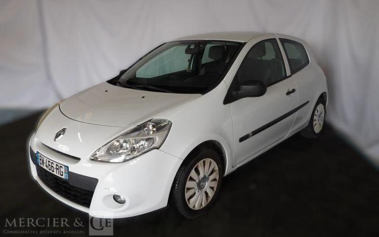 RENAULT CLIO STE 75CH AIR  BW-466-RG