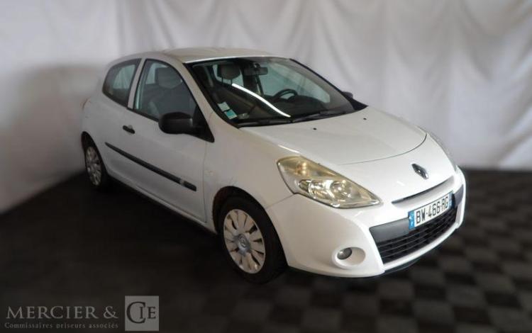 RENAULT CLIO STE 75CH AIR  BW-466-RG