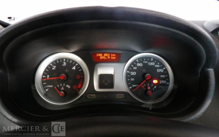 RENAULT CLIO STE 75CH AIR  BW-466-RG